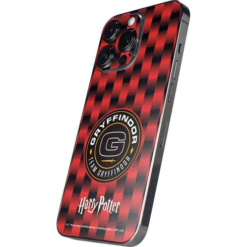 Wizarding Worlds Harry Potter Team Gryffindor iPhone 14 Pro Skin
